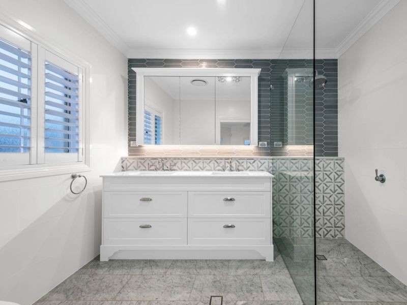 4 Merion Place, Carindale QLD 4152