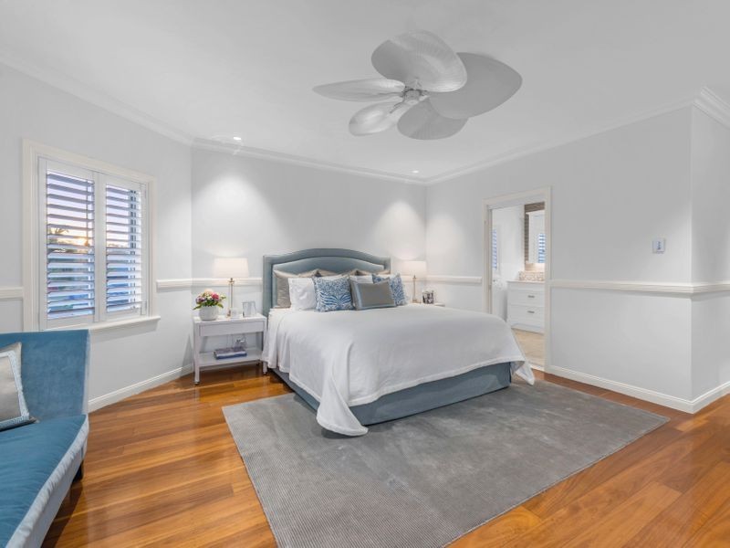 4 Merion Place, Carindale QLD 4152