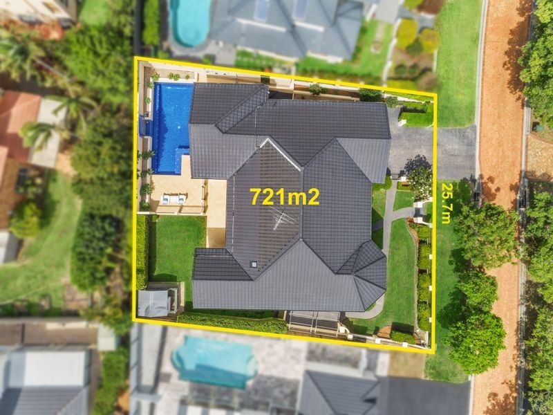 4 Merion Place, Carindale QLD 4152
