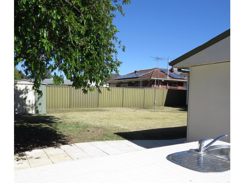 36 Ancona Avenue, Toongabbie NSW 2146