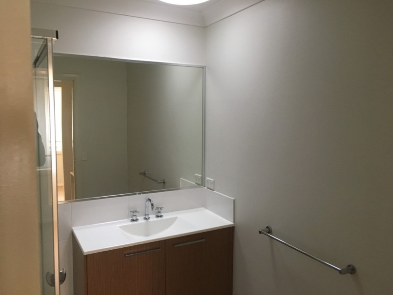 Middleton Grange NSW 2171