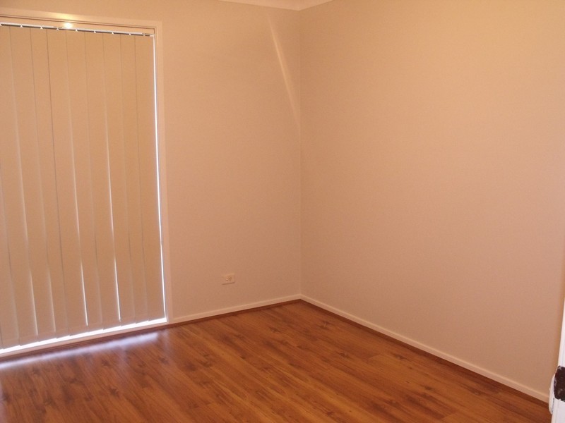 2 Bent Close, Ruse NSW 2560