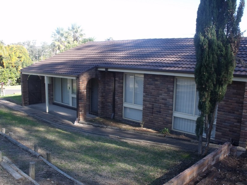 2 Bent Close, Ruse NSW 2560