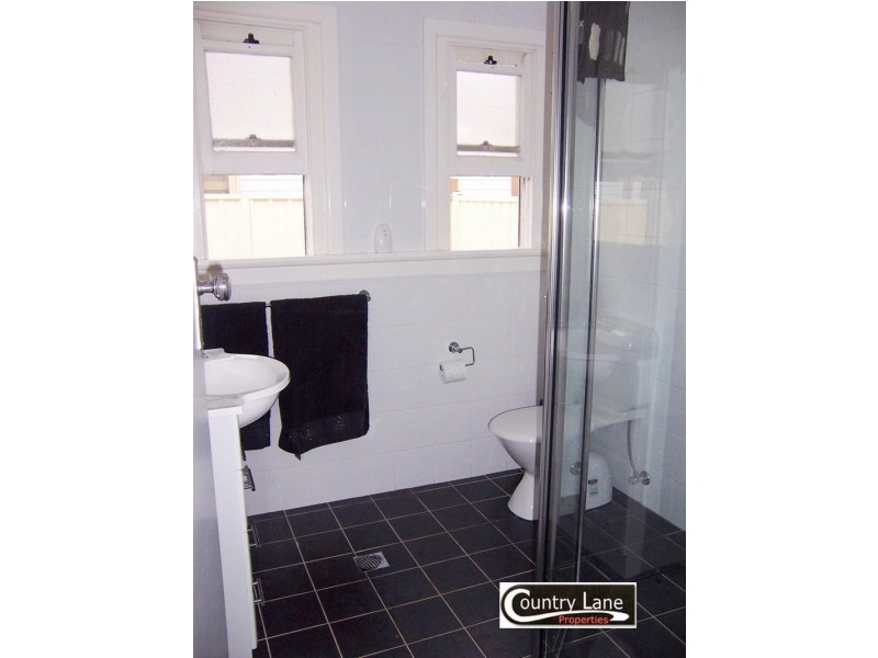 13 Thompson Avenue, St Marys NSW 2760