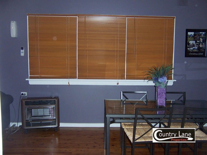 13 Thompson Avenue, St Marys NSW 2760