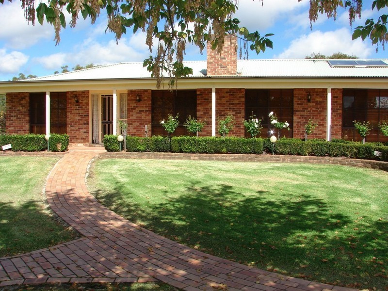 111 Braddocks Road, Werombi NSW 2570