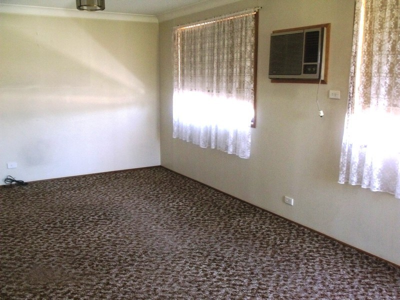 20A Apache Rd, Bossley Park NSW 2176