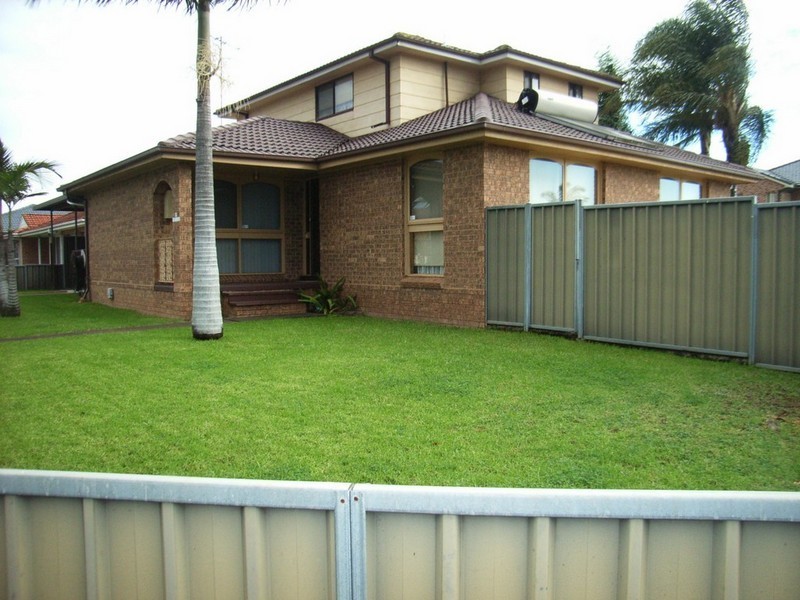 20 Apache Road, Bossley Park NSW 2176