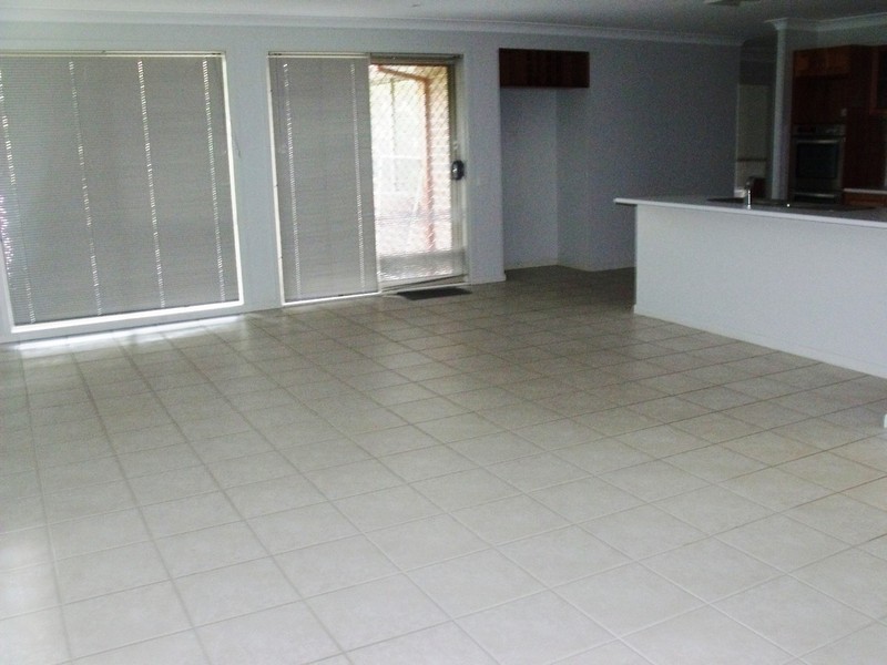 1816 THE HORSLEY DRIVE, Horsley Park NSW 2175