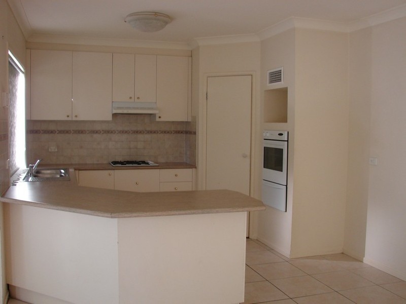 10 TableTop Circuit, Horningsea Park NSW 2171