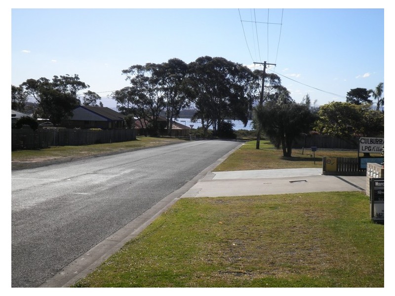 8 Fairlands Street, Culburra Beach NSW 2540