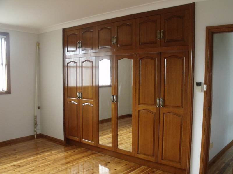 4 Bardia Place, Bossley Park NSW 2176