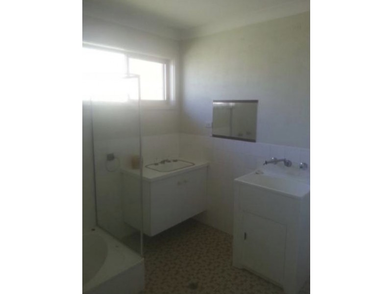 1/20 Hollands, Nowra NSW 2541