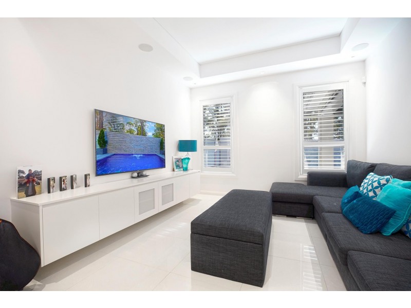 33A Bougainville Street, Bossley Park NSW 2176