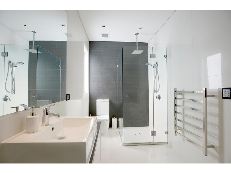 33A Bougainville Street, Bossley Park NSW 2176