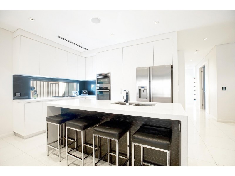 33A Bougainville Street, Bossley Park NSW 2176