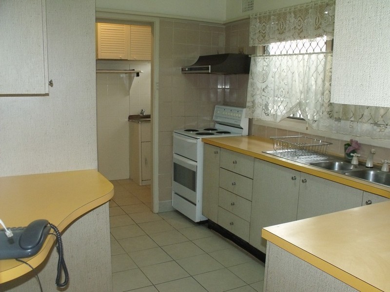 17 Ives Street, Liverpool NSW 2170