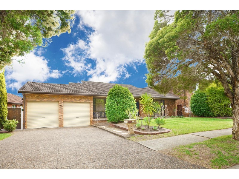 17 Lachlan Street, Bossley Park NSW 2176