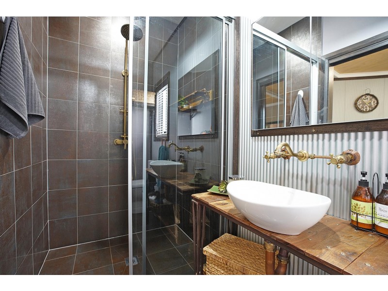 17 Lachlan Street, Bossley Park NSW 2176