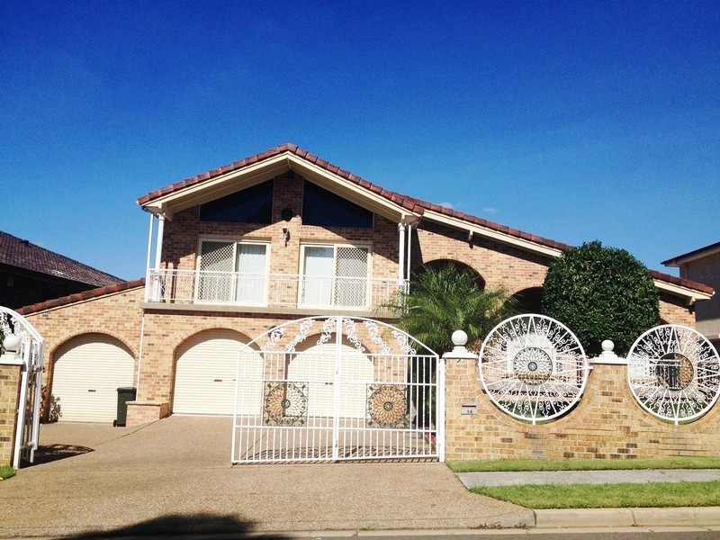 14 Tolmer Street, Bossley Park NSW 2176