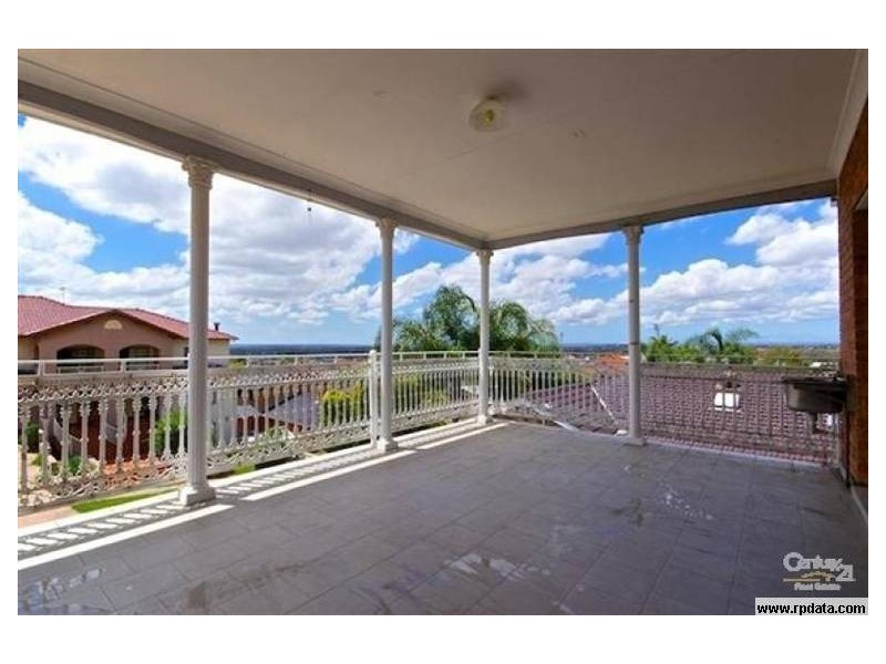 2 Sheoak Place, Bossley Park NSW 2176