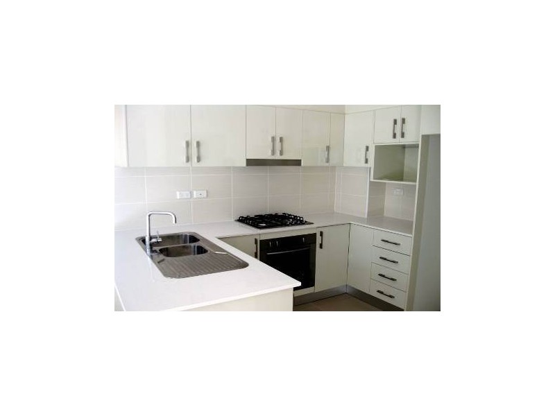 4/7 Bathurst Street, Liverpool NSW 2170