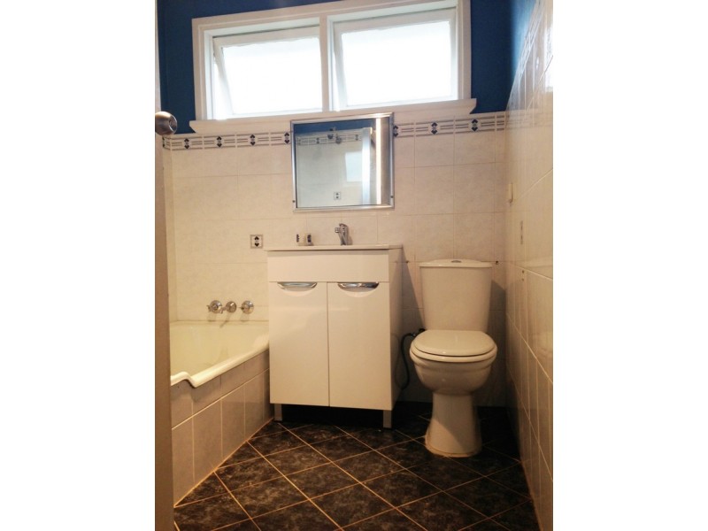 1 Avon Street, Canley Heights NSW 2166