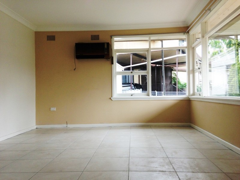 1 Avon Street, Canley Heights NSW 2166