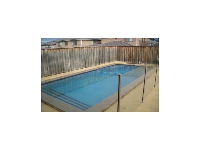 9 Geraldton street, Prestons NSW 2170