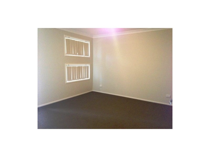 6  McMaster Street, Middleton Grange NSW 2171