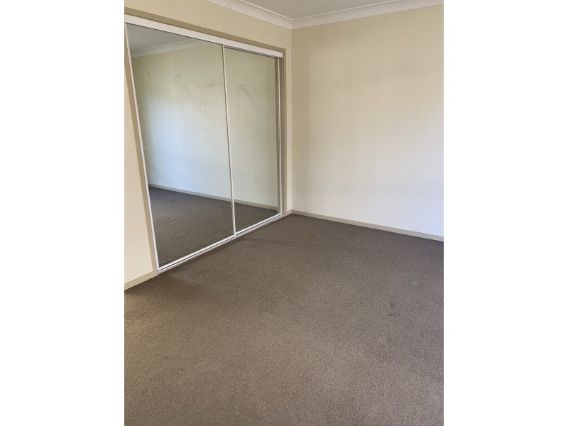 8A Cipolin close, Eagle Vale NSW 2558