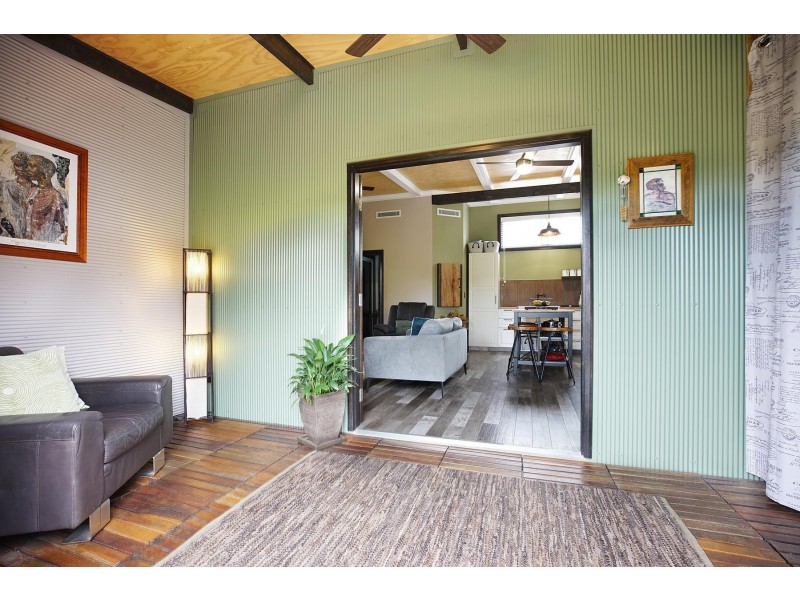 17A Lachlan Street, Bossley Park NSW 2176