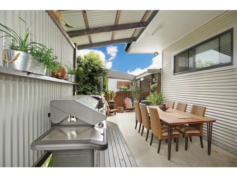 17A Lachlan Street, Bossley Park NSW 2176