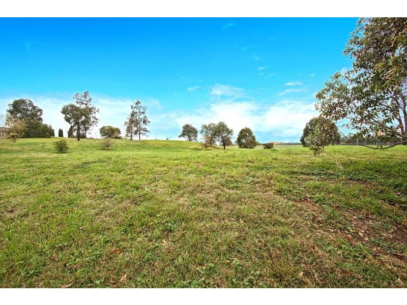 14  Cobham Street, Horsley Park NSW 2175