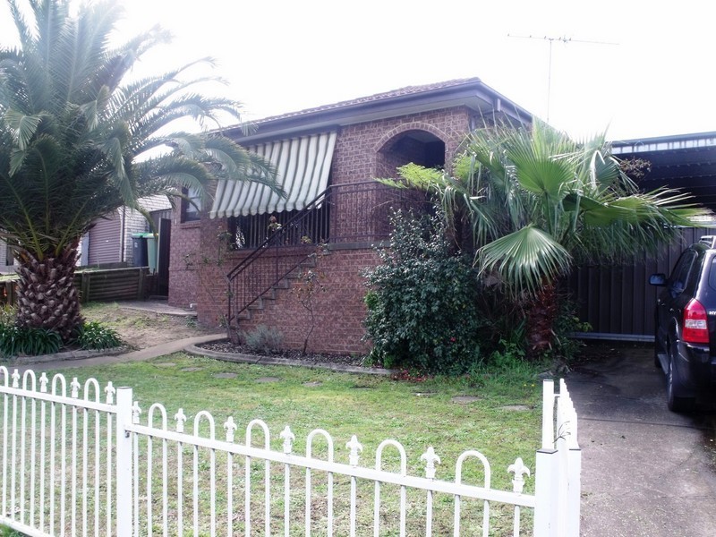 165 Banks Drive, St Clair NSW 2759