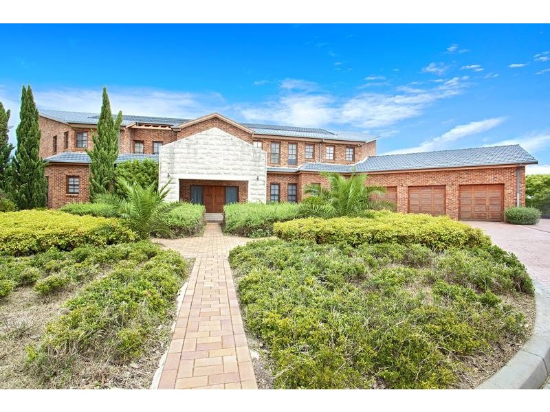 122 Capitol Hill Drive, Mount Vernon NSW 2178