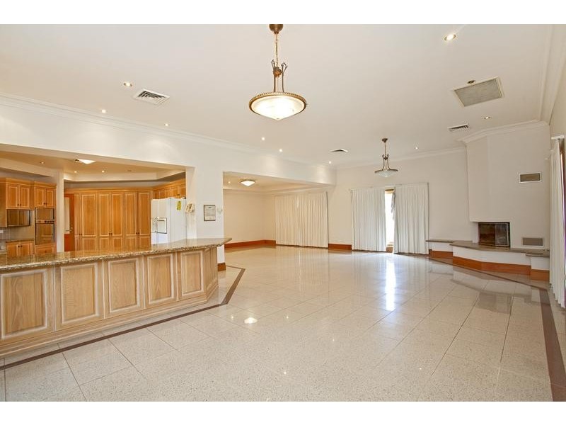 122 Capitol Hill Drive, Mount Vernon NSW 2178