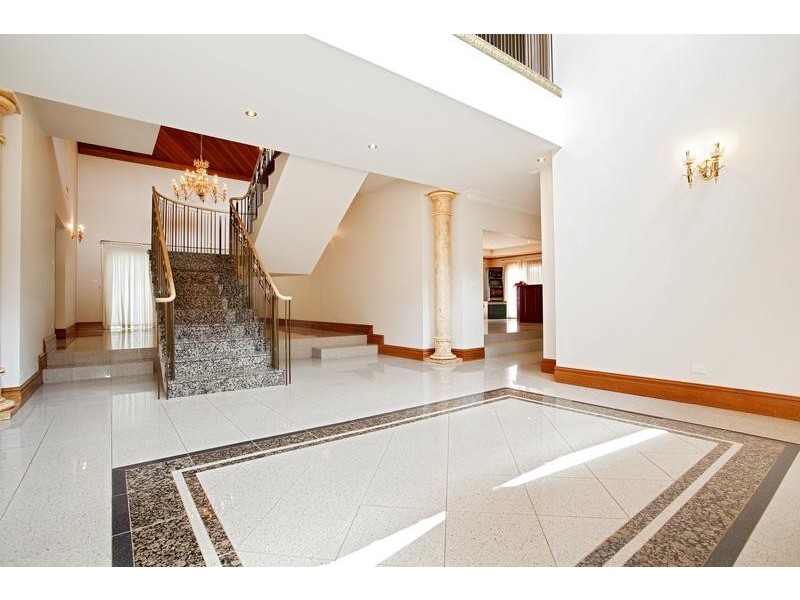 122 Capitol Hill Drive, Mount Vernon NSW 2178