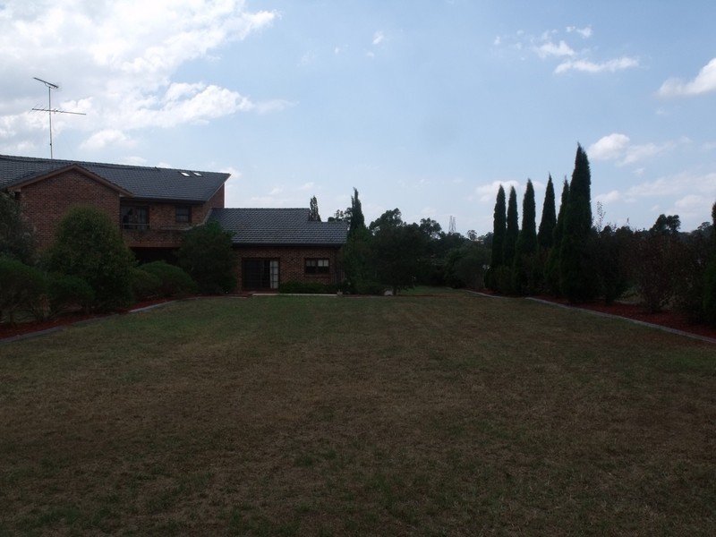 122 Capitol Hill Drive, Mount Vernon NSW 2178