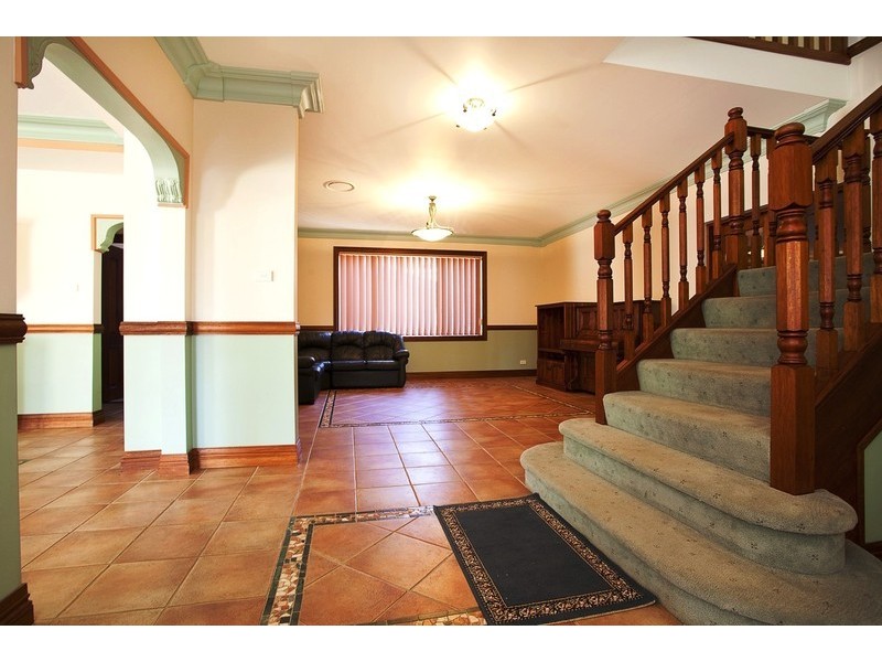 37 Begovich Cres, Abbotsbury NSW 2176