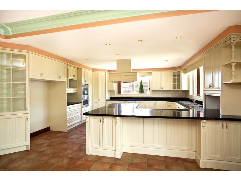 37 Begovich Cres, Abbotsbury NSW 2176