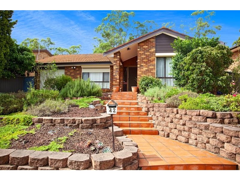 42 Castlereagh Street, Bossley Park NSW 2176