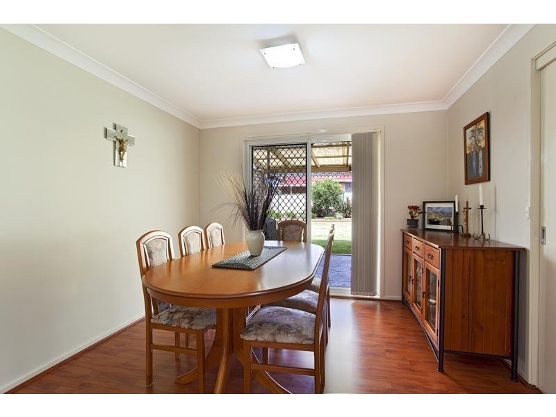 9 Mohawk Cres, Greenfield Park NSW 2176