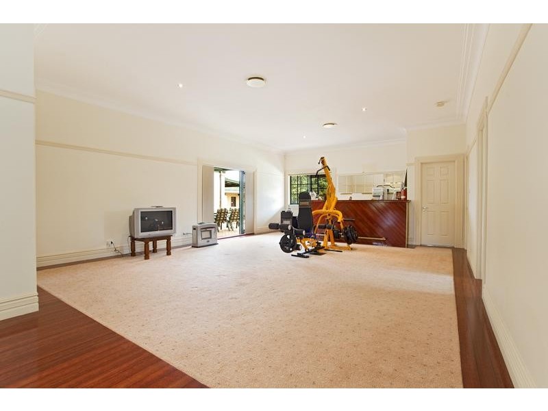 411 Bowood Way, Mount Vernon NSW 2178