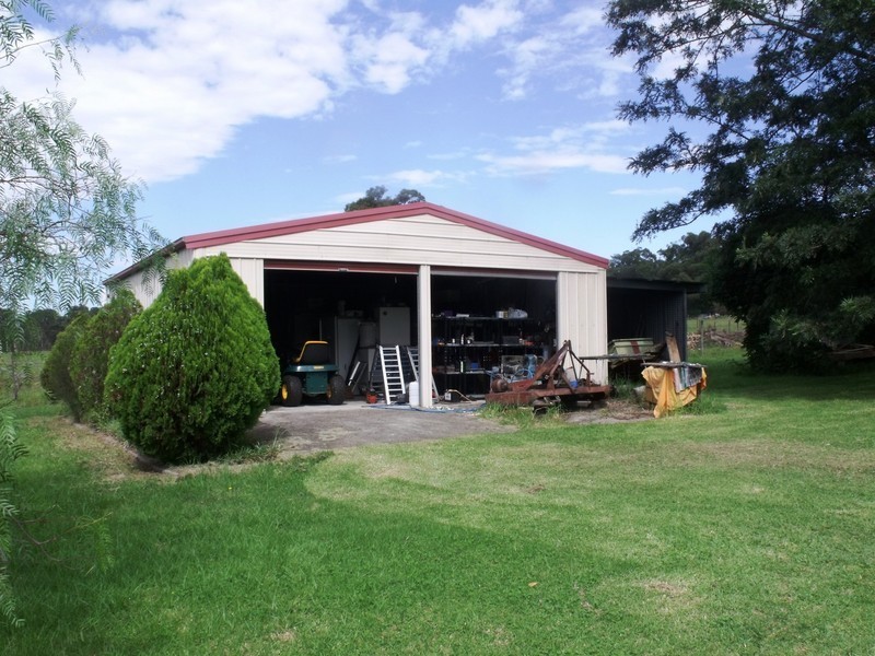 10 Byron Road, Tahmoor NSW 2573