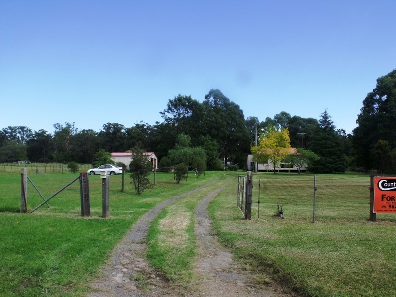 10 Byron Road, Tahmoor NSW 2573