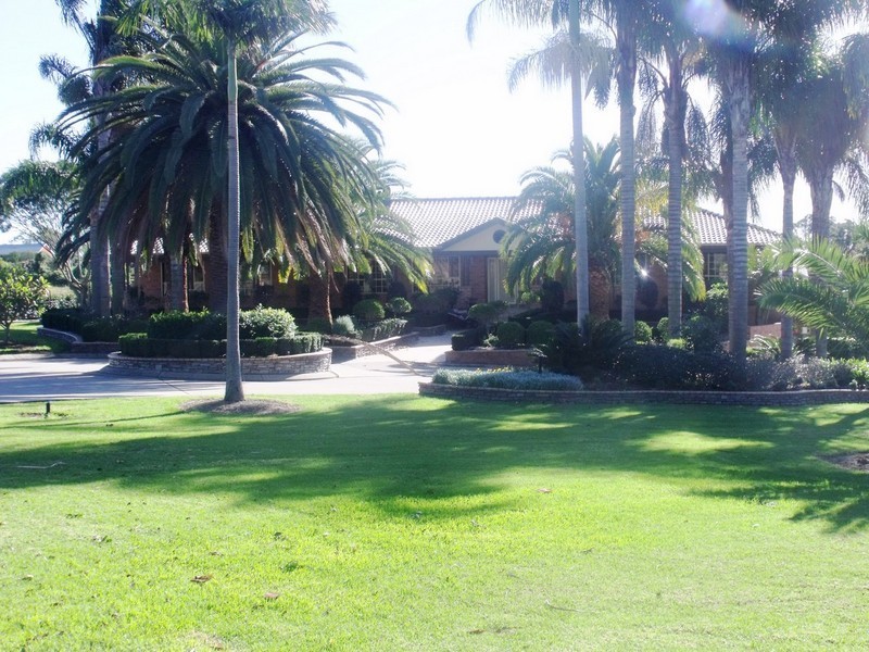 7-11  Calmsley Place, Horsley Park NSW 2175