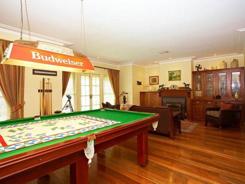 19  Pamela Crescent, Bowen Mountain NSW 2753