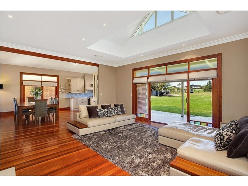 32 Lincoln Road, Cecil Park NSW 2178
