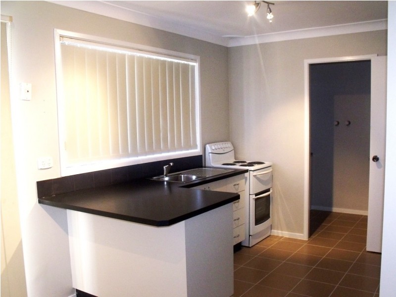 2 Bent Close, Ruse NSW 2560